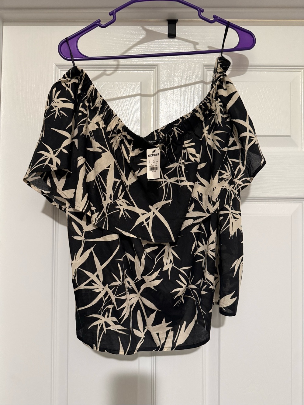 Black and Cream Off-Shoulder Floral Print Women's Crop Top - Picture 2 of 5